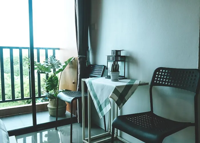Отель The Bed Donmueang