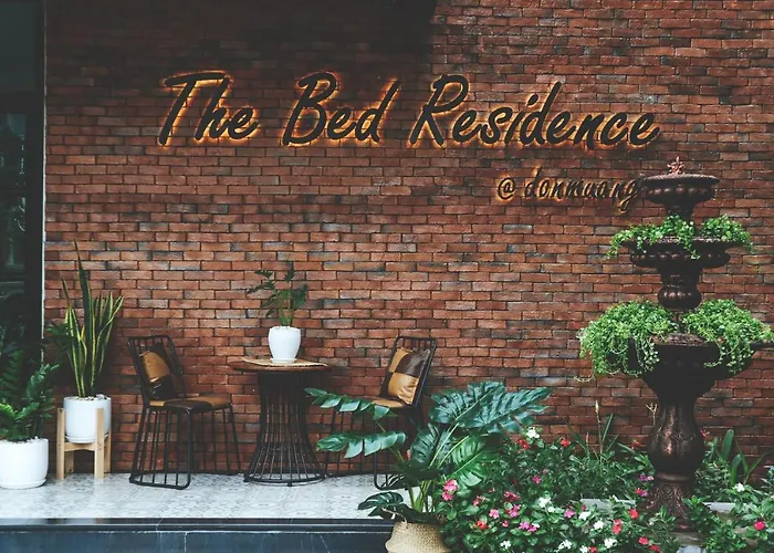 Отель The Bed Donmueang 4*